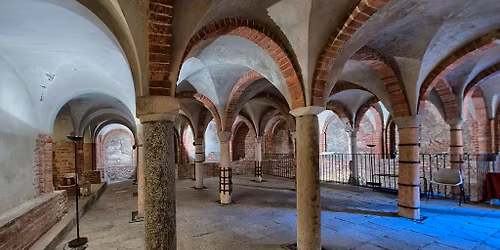 MILANO SOTTOSOPRA: Cripta di S. Giovanni in Conca, Torre Velasca passando per la casa del diavolo!