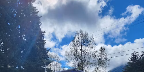 \u2764\ufe0f Memorial Day Community Parking Lot Sale\ud83c\uddfa\ud83c\uddf2