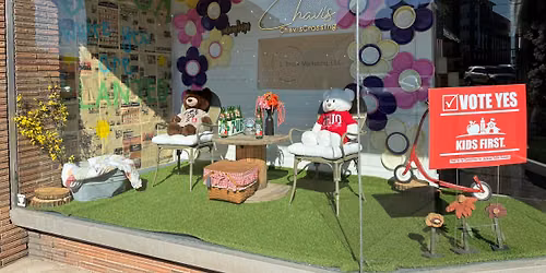 Indoor flea market