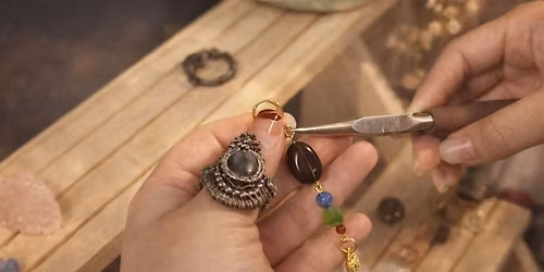Make Your Own Earrings Workshop in Glasgow | Relaxed Craft, Drinks & Cats