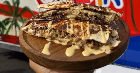 BORICOMBIA FOOD TRUCK