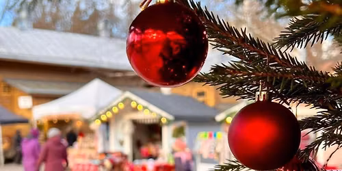 Tallipihan joulutori