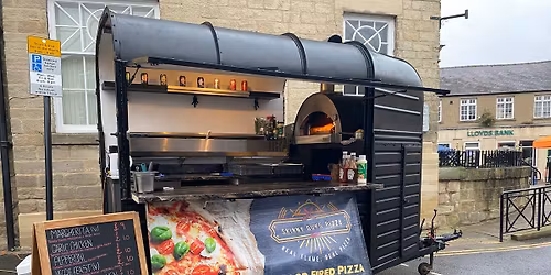 Pizza at Simply Dutch, Leeming Bar