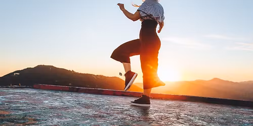 \ud83d\udc5f2 SHUFFLE DANCE workshops: 1 for begyndere og 1 for let\u00f8vede!