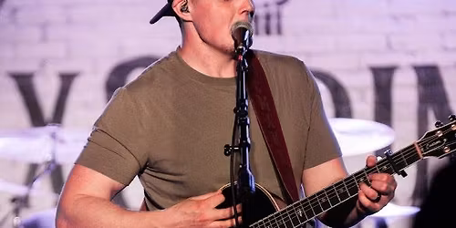 Andrew McManus (Solo) @ Tuscan Village