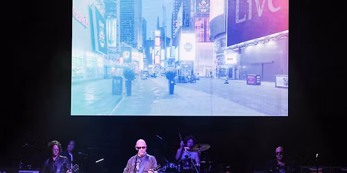 +LIVE+ - Band at Place Bell