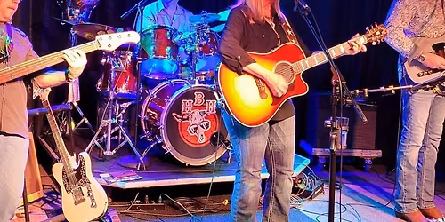 Huckle Buck Highway Live @ Half Penny