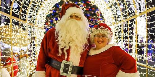 WOOD-fired PIZZA @ Hialeah Tree Lighting