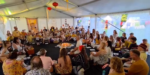Dag buiten de tijd 2026 ~ maya wijsheid ~ WY in de tent
