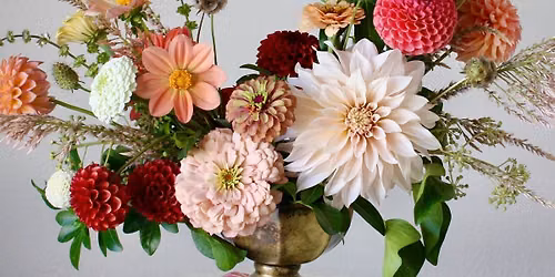 Floral Design-Hello Dahlia!