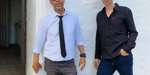 Sylvester Larsen m. guitarist Klaus Nielsen og kirkekoret i Karlslunde Kirke (gratis entr\u00e9)