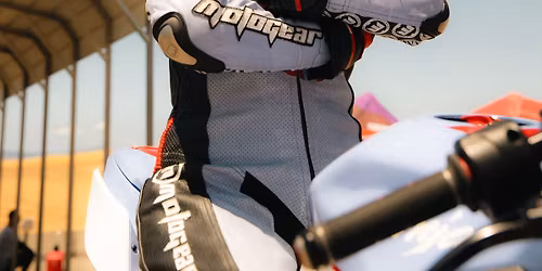 Ladies Cornering Class, lead by Headcoach Jill Akkaya, Superbike-Coach Corp