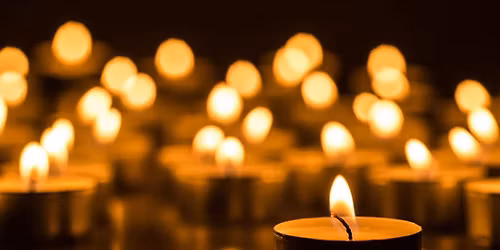 Christmas Eve Candlelight Yin Yoga Hosted by Mary Veal