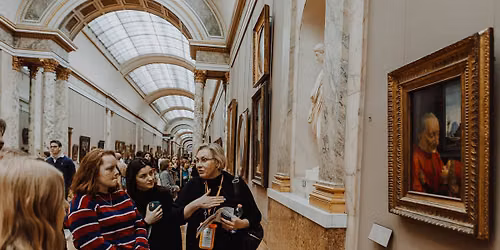 \u201cTouch With Your Eyes\u201d Training to Become an Art Detective    