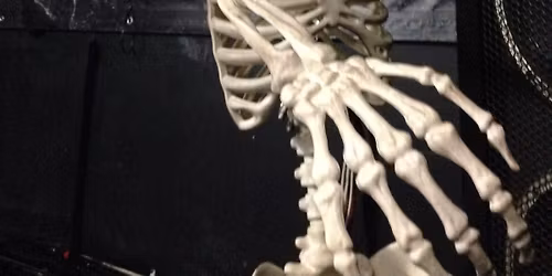 sHOw! b\u00c9N\u00c9FICe! mURDOCh!