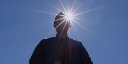 Klap: 88:88 (2015), re\u017eie Isiah Medina (Quantity Cinema)