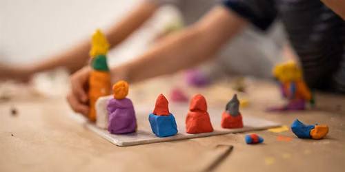 Atelier cr\u00e9ature d'argile OAG\/\/ Clay Creature workshop GAO