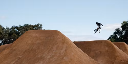 Ellenbrook - BMX \/ MTB Jump Track Competition 