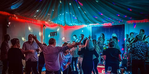 KissTheShapes at Holland Sports & Social Club