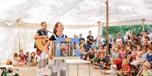 Divadlo DNO: Oprav\u00e1\u0159sk\u00e1 poh\u00e1dka