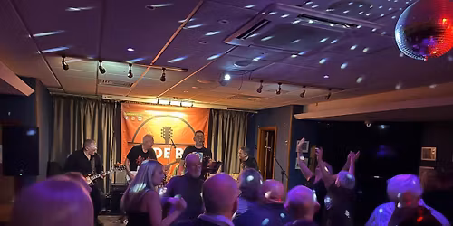 Code Red live @Frimley Green Club