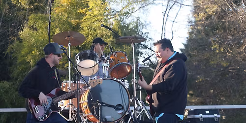 Wrong Way Trio Plays The Club House