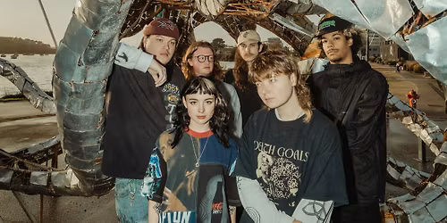 Knives \u2022 <Breaking Waves> \u2022 Cactus Brugge