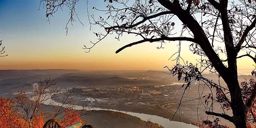 Chattanooga Scavenger Hunt Walking Tour & Game