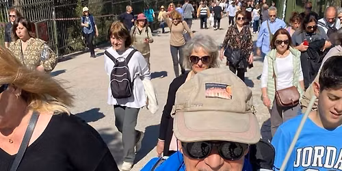 \u03a0\u03b5\u03b6\u03bf\u03c0\u03bf\u03c1\u03af\u03b1 \u03a0\u03c1\u03c9\u03c4\u03bf\u03bc\u03b1\u03b3\u03b9\u03ac \u03c3\u03c4\u03bf \u03bc\u03bf\u03bd\u03bf\u03c0\u03ac\u03c4\u03b9 \u03c4\u03c9\u03bd \u03bb\u03bf\u03c5\u03bb\u03bf\u03c5\u03b4\u03b9\u03ce\u03bd \u03c4\u03bf\u03c5 \u03ad\u03c1\u03c9\u03c4\u03b1 \u03c3\u03c4\u03bf\u03bd \u0399\u03bb\u03b9\u03c3\u03c3\u03cc \u03c0\u03bf\u03c4\u03b1\u03bc\u03bf