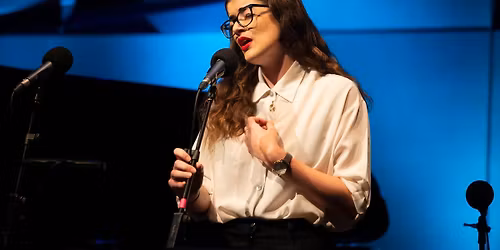 More Than The Music: Gig Smart, The Business Skills Musicians Don\u2019t Teach You