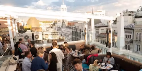 Picoteo en las alturas de La Catorce Sky Bar