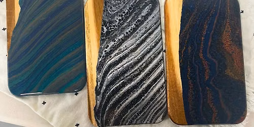 Serving Board Paint Pouring