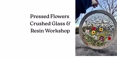 Leavenworth Pressed Flowers & Crushed Glass Suncatcher 
