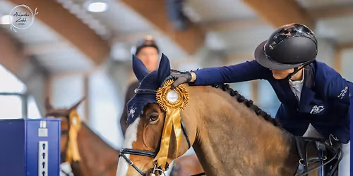 Halowe zawody og\u00f3lnopolskie w skokach 