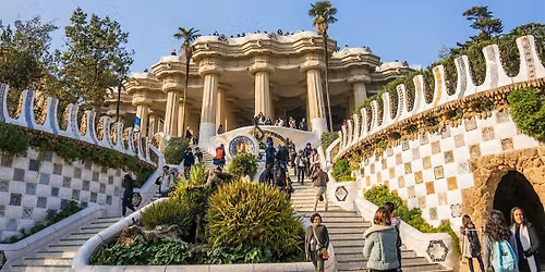 Barcelona: Park Guell Guided Tour with Skip The Line Entry