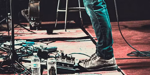 Philip Reed(of The Brothers Reed) at Dos Mariposas