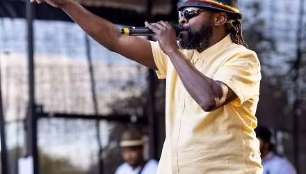 Zebby Melody Live And Direct!