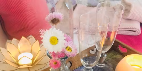 Nyt\u00e5r i Lysets Cafe