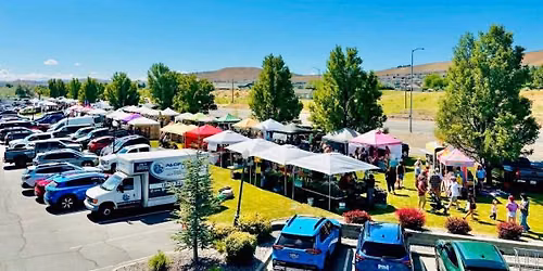 3 EYED FISH FARMERS MARKET