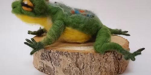 Needle Felted Frog 102