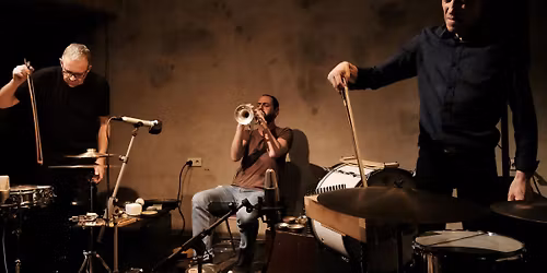 [SKRONK']: Sawt Out & V\u00f6r\u00f6\u0161ov\u00e1-Proch\u00e1zka-Hrub\u00fd