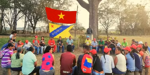 R\u00f6relsesocialism - f\u00f6r samh\u00e4llsf\u00f6r\u00e4ndring underifr\u00e5n