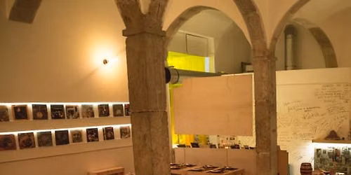 Associa\u00e7\u00e3o: Dinner in Lisbon - Portuguese Live Music -Fado Show