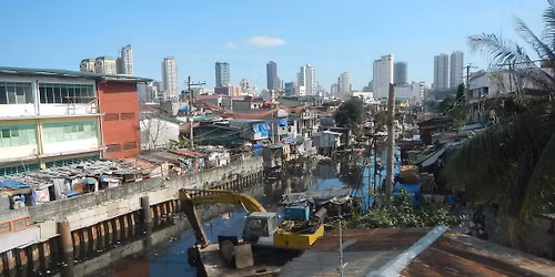 PAUNAHAN MAG SWIMMING FROM ESTERO DELA REINA TO ESTERO DE MAGDALENA