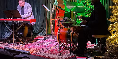 An Icehouse Christmas Special - DINNER SHOW