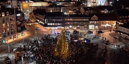 Julegrantenning⎥Svolvær🎄