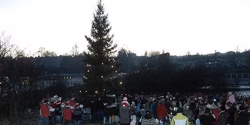 Lions Julegrana tennes for 31. gang ved \u00d8stensj\u00f8vannet