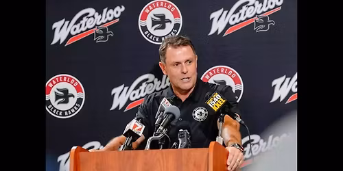 Parking Des Moines Buccaneers at Waterloo Black Hawks