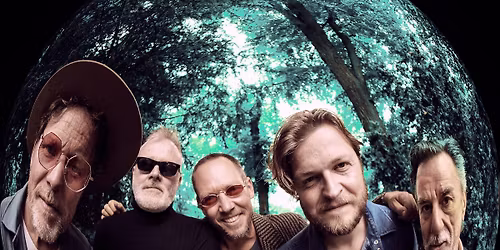 Her Majesty - Los Angeles City Trip