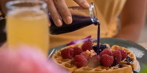 Bottomless Mimosa Sunday